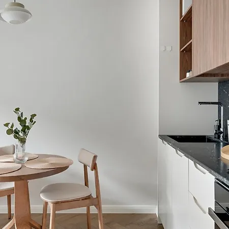 Apartment Bank Polski Center With Parking By Lion Gdynia