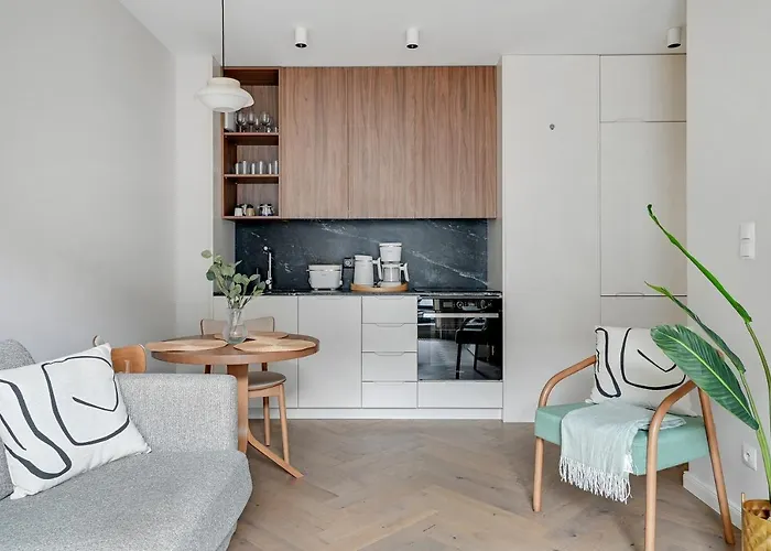 Bank Polski Center With Parking By Lion Gdynia